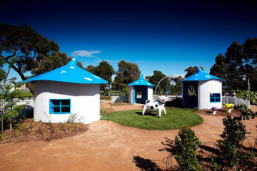 victoria kid child play fairy