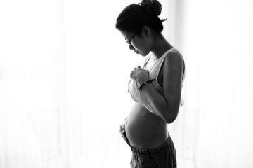 young woman first trimester of pregnancy