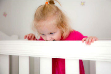 Munch Cot Teething Rail
