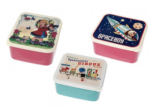 Retro lunch boxes