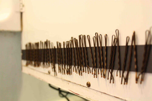 Clever idea: magnetic bobbypin storage