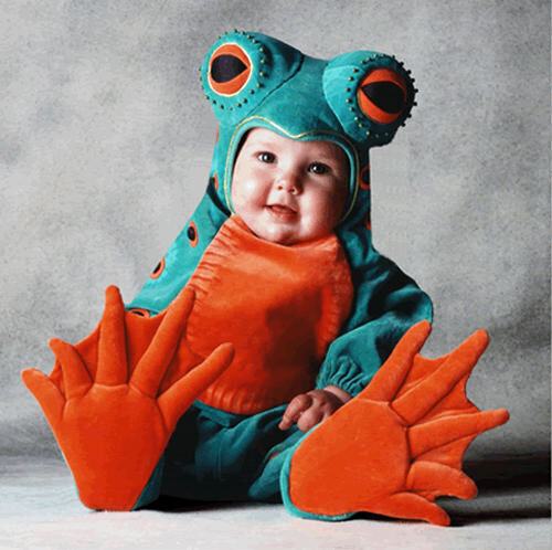 Kids' costumes: frog