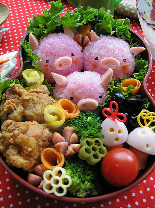 Kids food: Three Little Pigs bento box