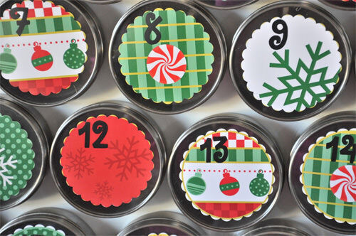 Advent calendar: magnetic spice jars