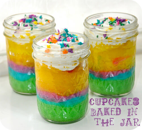 Rainbow cupcakes cooked in a jar