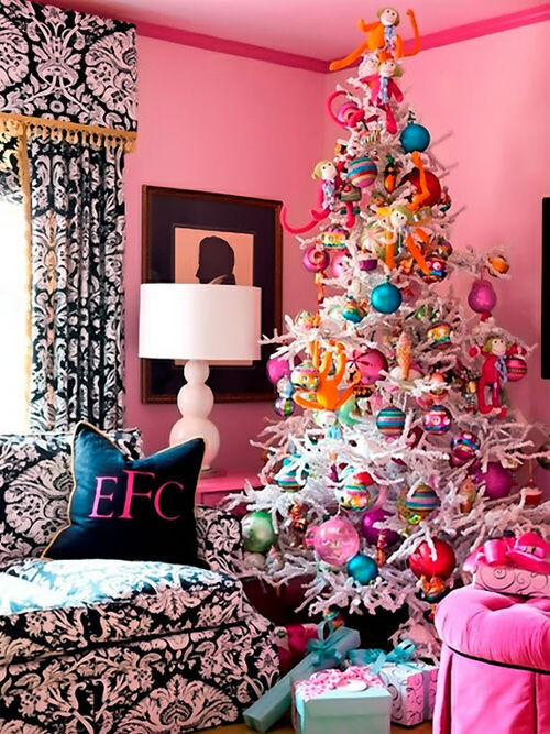 Christmas tree decor: jewel tones