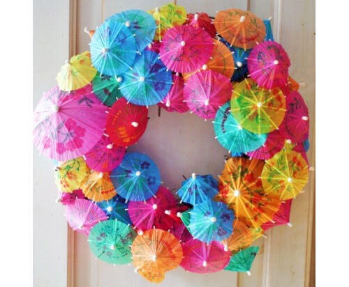 Christmas craft - paper umbrella wreath
