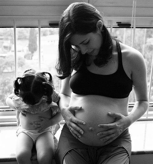 20 creative pregnancy photos and newborn photo shoots