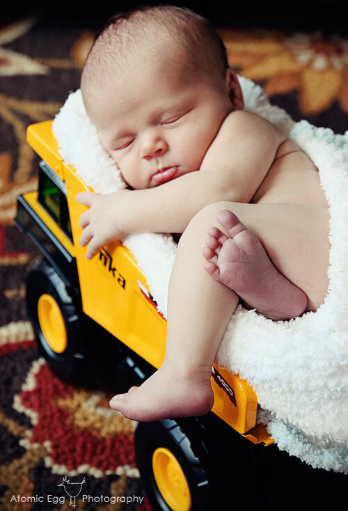 20 creative pregnancy photos and newborn photo shoots