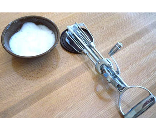 Whipped detergent for stain removal