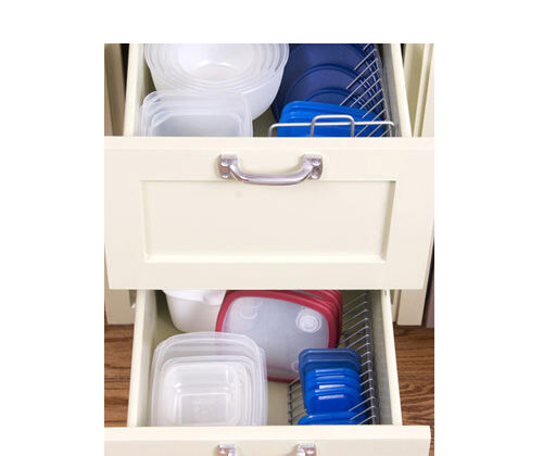 Use wire CD racks to organise your tupperware lids