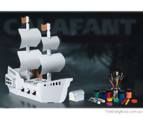 Calafant Pirate Ship - cardboard craft toy