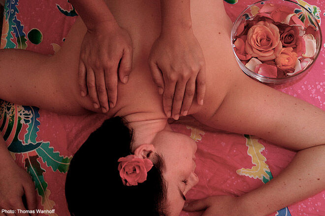 Valentine;s Day Massage