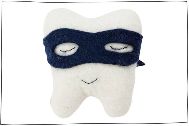 Tooth bandit cushion