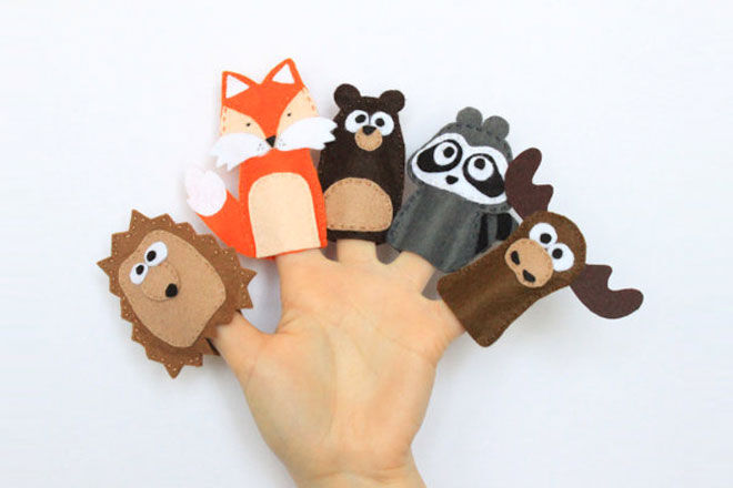 Fill an Advent Calendar with Finger Puppets