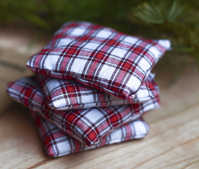 Making hand warmers out of flannel. Things to do with your old winter woolies.