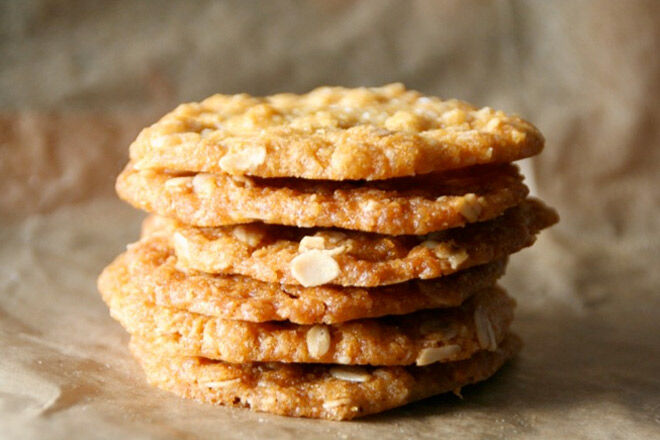Chewy Anzac biscuit recipe