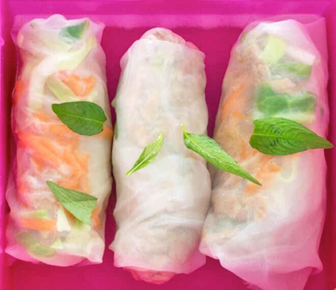 Sandwich-free lunch box ideas - Vietnamese Rice Paper Rolls for kids!