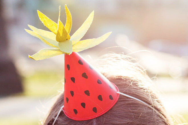 10 Fabulously Fun Party Hat Tutorials and DIY
