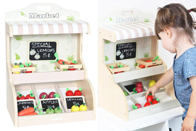 Play market stand with fruits and veggies