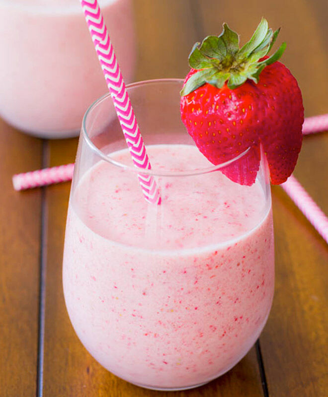 Yummy Strawberry & Banana Milkshake Recipe
