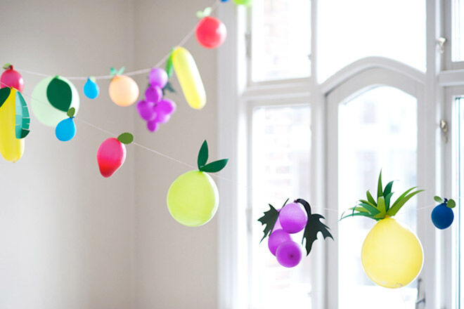 DIY Balloon Projects: Fun, fruity garland of balloons! | Mum's Grapevine