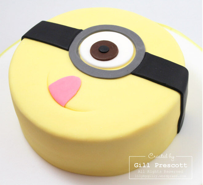 Birthday Cakes for Boys: Minion Cake via Lily by Gilly | Mum's Grapevine