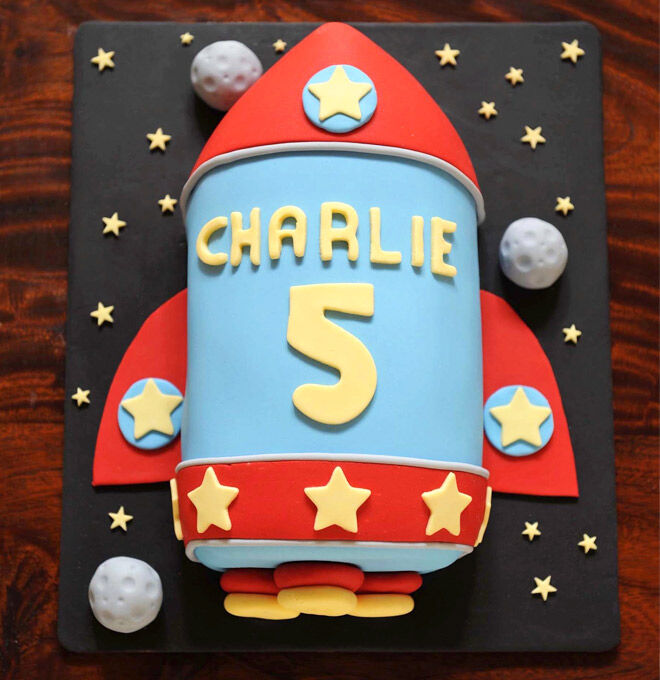 Birthday Cakes for Boys: Rocket Cake via Mudgee Made | Mum's Grapevine