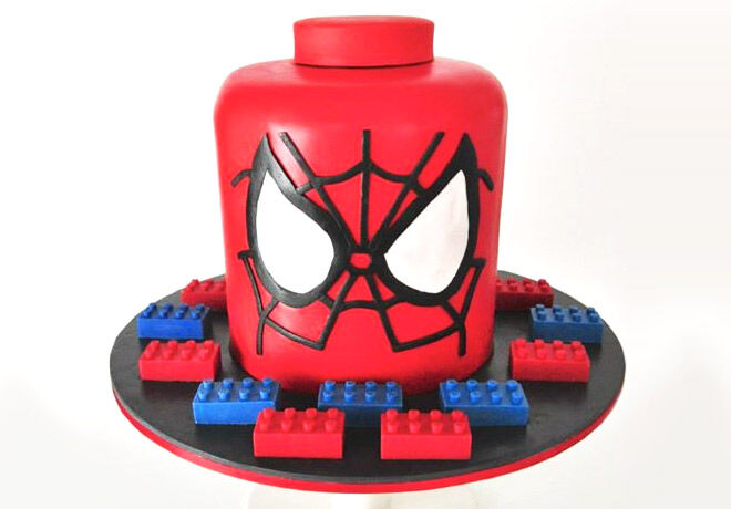 Birthday Cakes for Boys: Spiderman Cake via Tortissime | Mum's Grapevine