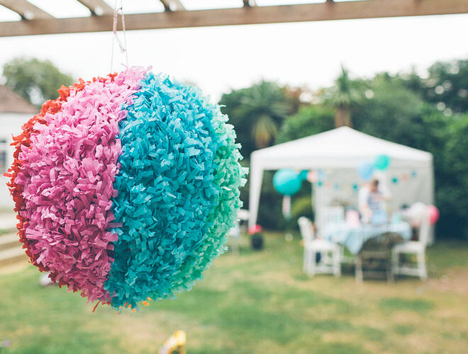 DIY Pinata in 30 Minutes - via Pretty Little Party Shop