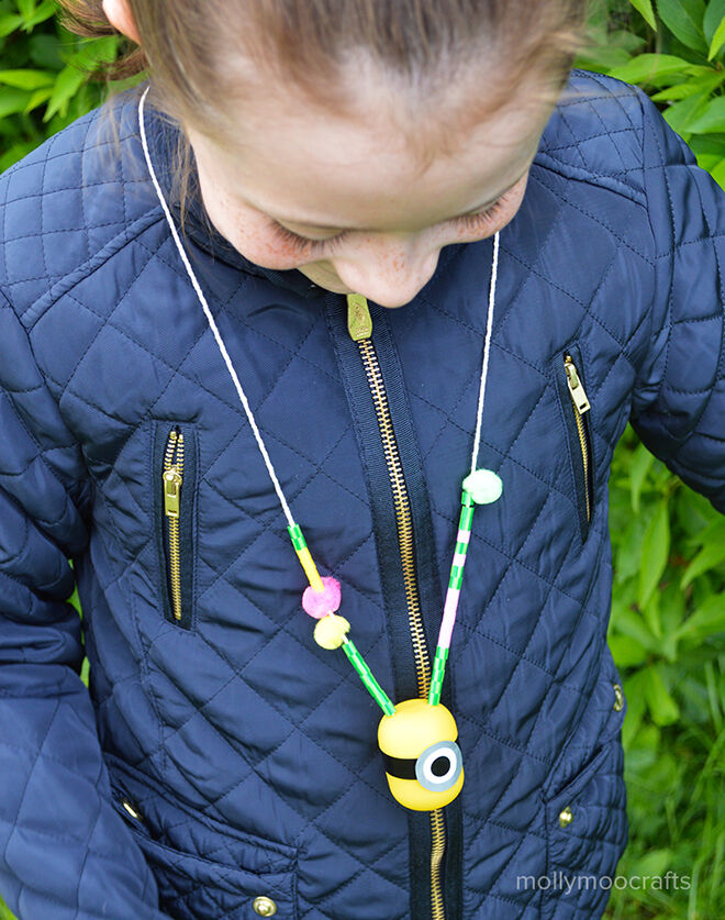 minion craft - necklace