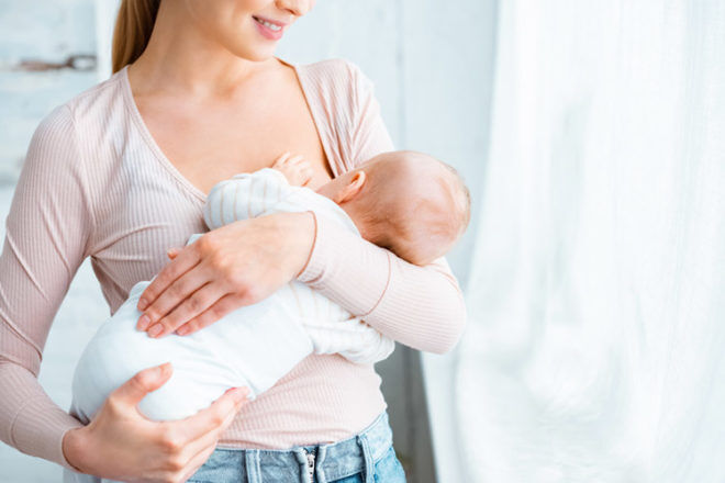 16 breastfeeding essentials for new mums | Mum's Grapevine