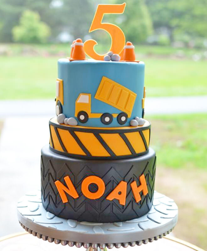 Construction themed cake #cakedesigns #constructioncakes  #sheetcakesdonthavetobeboring #sheet… | Construction cake, Truck birthday  cakes, Construction birthday cake