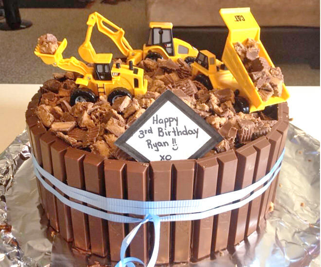 KitKat digger cake - so easy!