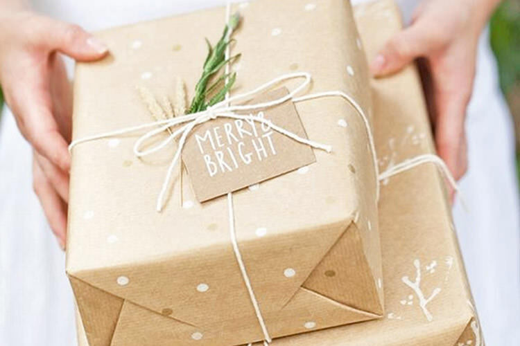 Gifts From Kraft Paper Beautifully Decorated For Christmas, Are On The  Table, Gift Wrap, Gift Package PNG Transparent Image and Clipart for Free  Download