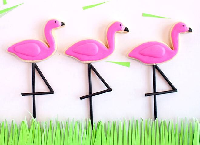 DIY Easy Flamingo Cookies for a Flamingo Party