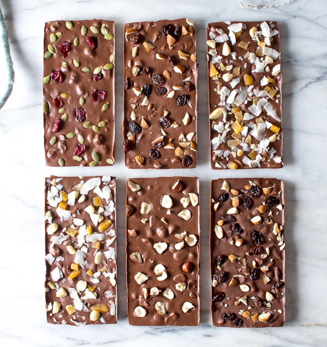 Homemade chocolate bars make a great edible gift