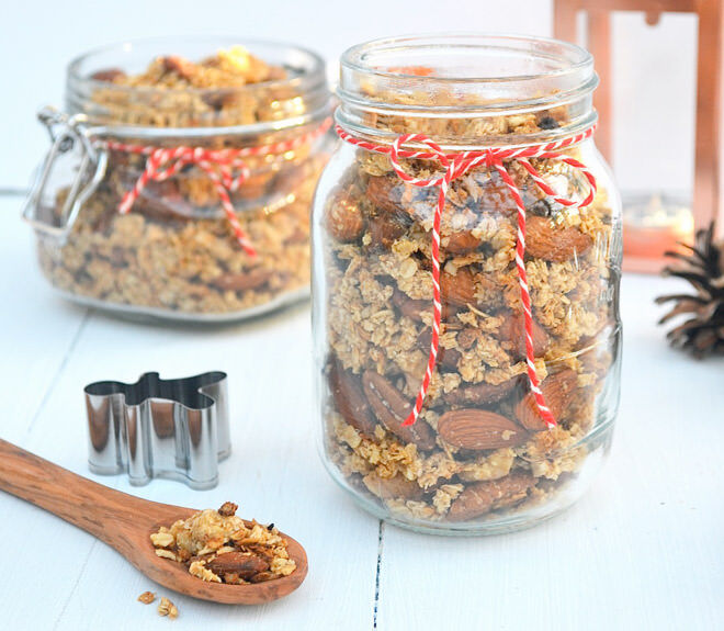 Homemade gifts: Gingerbread granola 