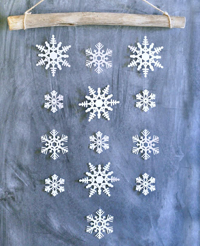 20 frosty snowflake craft ideas for Christmas | Mum's Grapevine