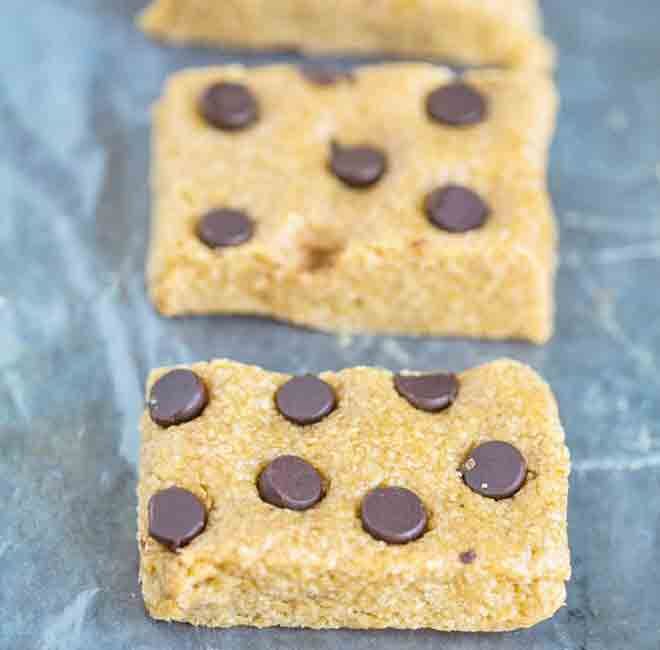 Three ingredient no-bake oatmeal bars