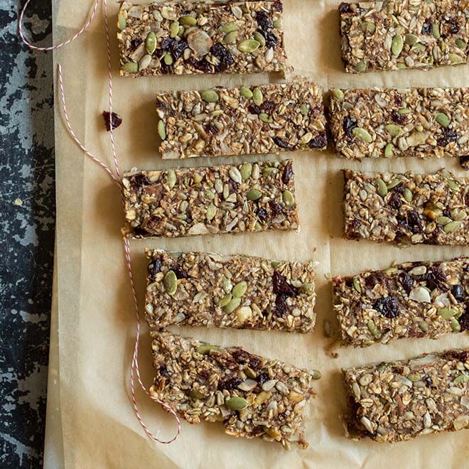 These healthy muesli bars can be kept in freezer for up to 1 month.