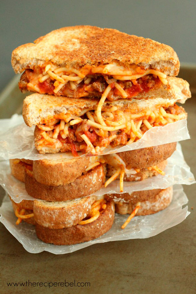 spaghetti garlic toast grilled cheese recipe