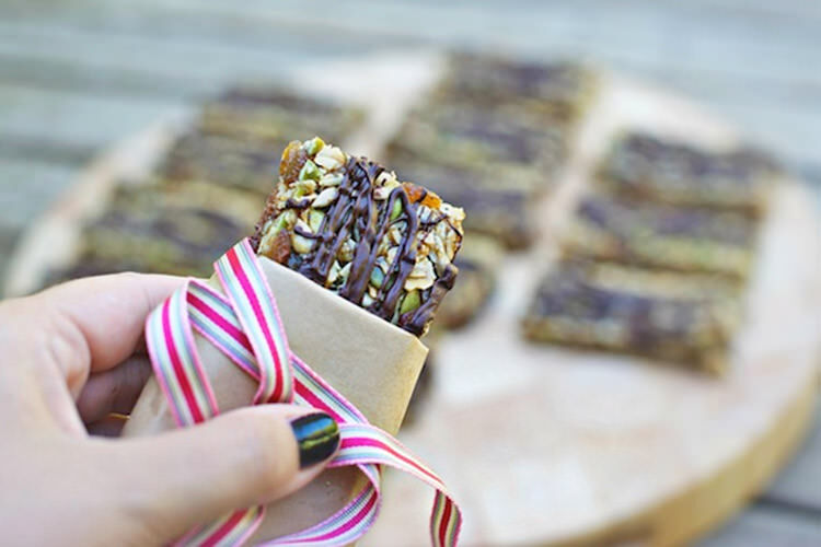 7 no-bake bars to wrap and go