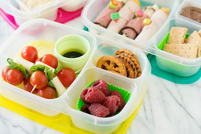 Ways to pack an awesome and healthy lunchbox