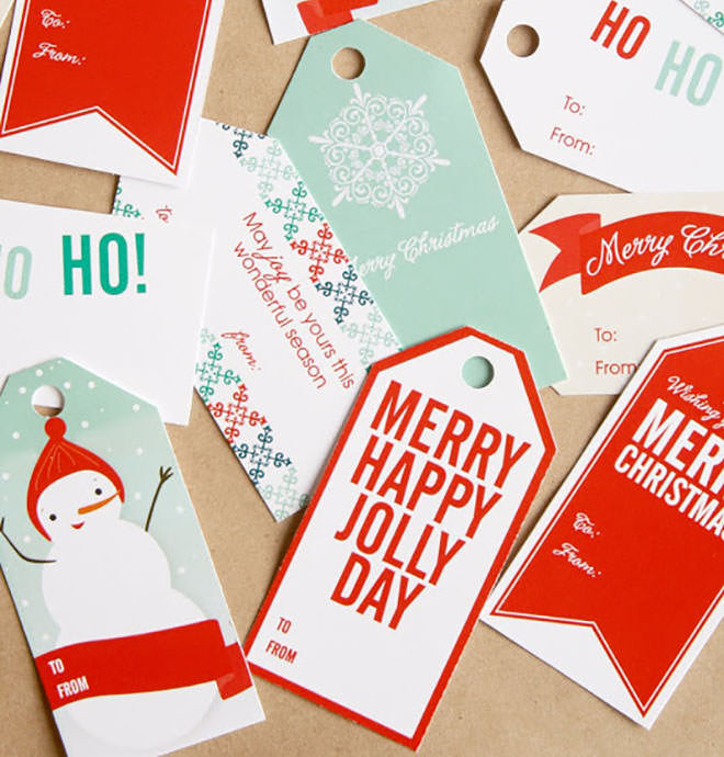 Christmas tags you can print for free.