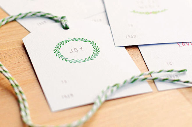 Christmas tags you can print for free. 