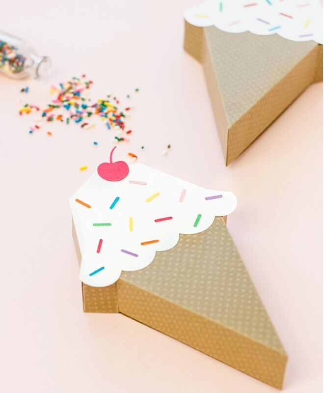 How to throw a deliciously fun ice cream party | Ice cream favour boxes