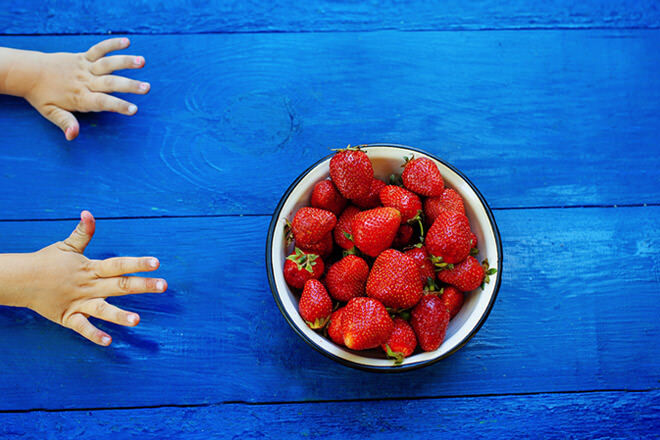 Introducing your baby to finger food