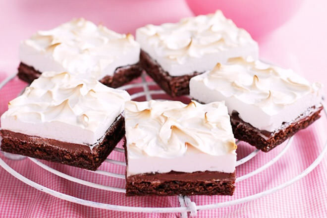 Gluten-free chocolate hazelnut meringue slice