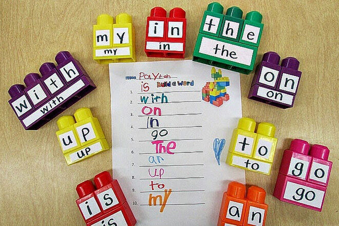 A fun game using Duplo to help kids learn their sight words